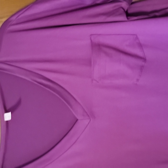 Boutique tee - Picture 4 of 6